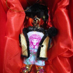 HSN CARES 2018 SWAROVSKI ORNAMENT BEAR 25/310.